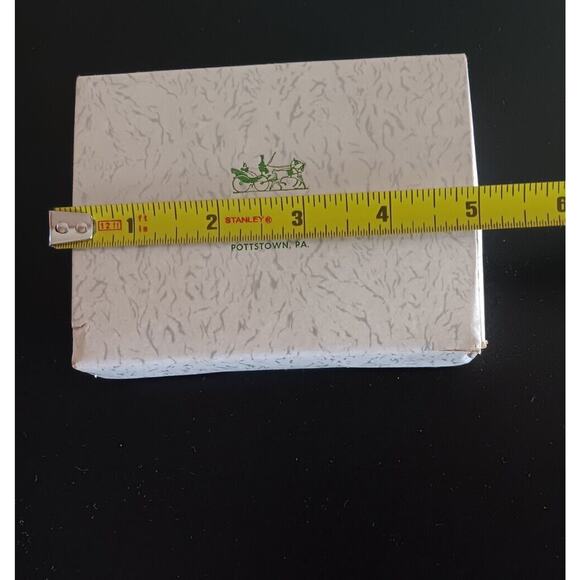 Vintage Andre Jewelry & Gifts Pottstown PA Cardboard Gift Box - Picture 8 of 10